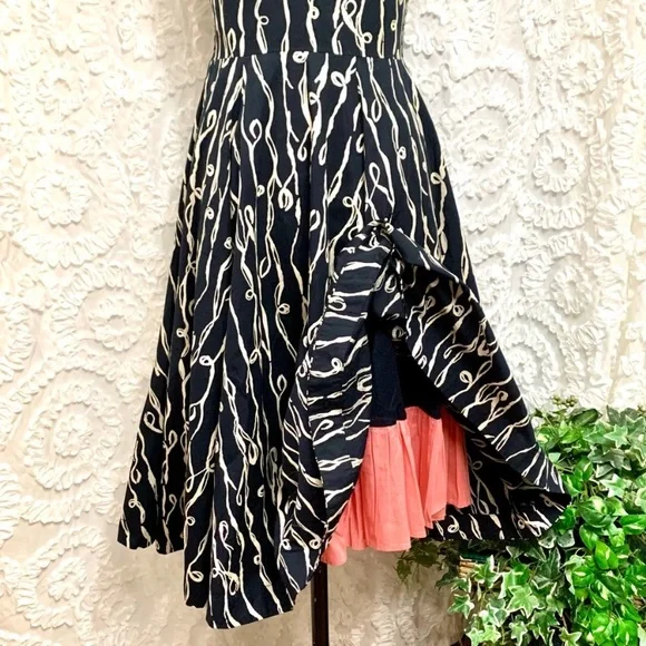 Anthropologie Grapic Print Black/White Halter Dress with Full Swing Skirt- 6 - Picture 11 of 14